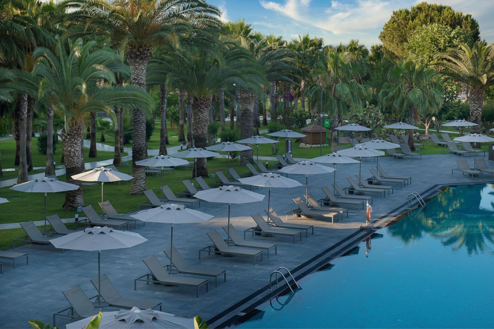 Miramare Beach Hotel Side Luaran gambar