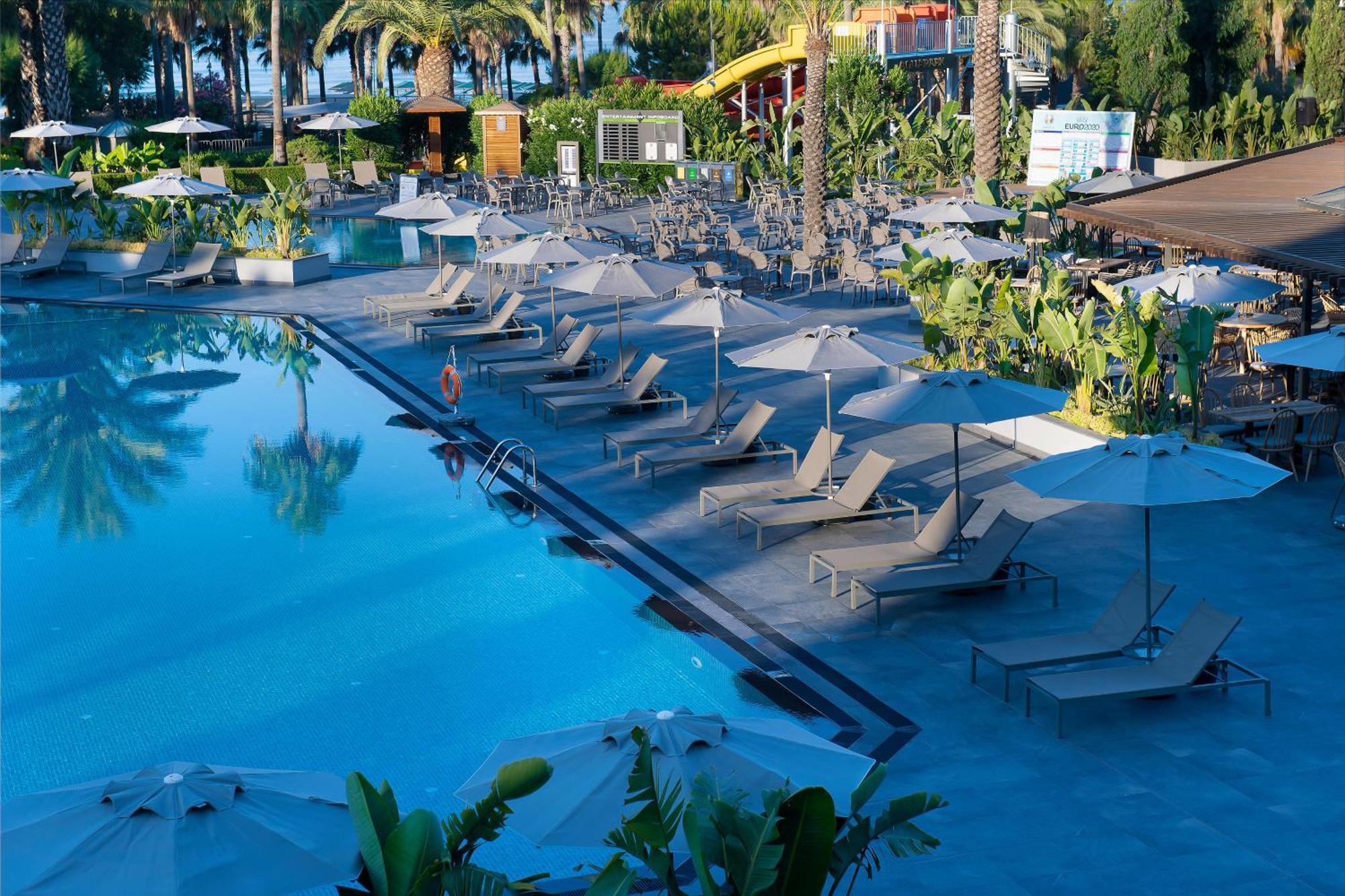 Miramare Beach Hotel Side Luaran gambar