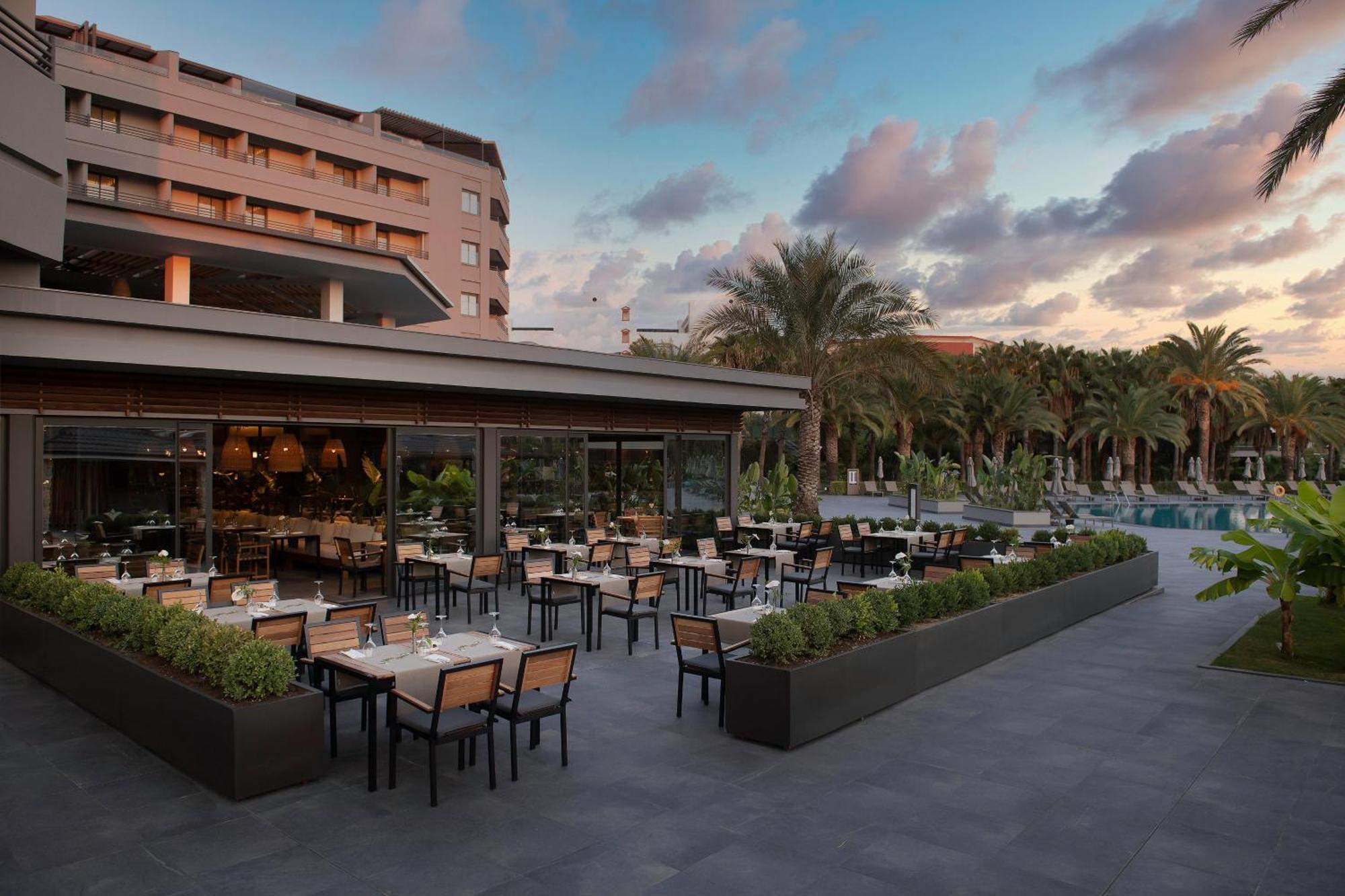 Miramare Beach Hotel Side Luaran gambar